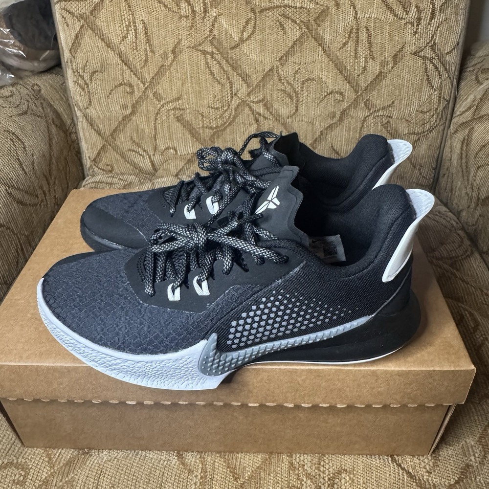 Nike Mamba Fury Black White‎ 2020 Men's Size 6 Kobe Bryant Basketball CK2087-001